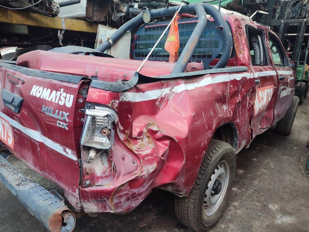  Toyota HILUX 2015    EN DESARME